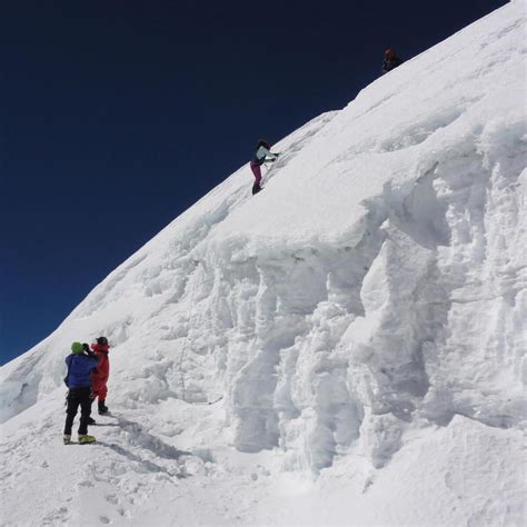 Mera Peak Climbing - 17 days, cost, Itinerary and includes