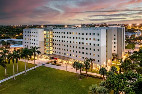 Florida Atlantic University Boca Campus Student Housing - Weitz