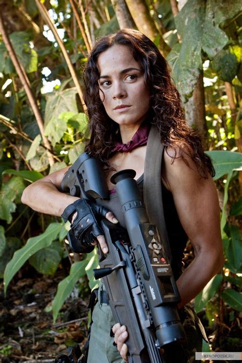 Isabelle - Predators (2010 movie) Photo (14721248) - Fanpop