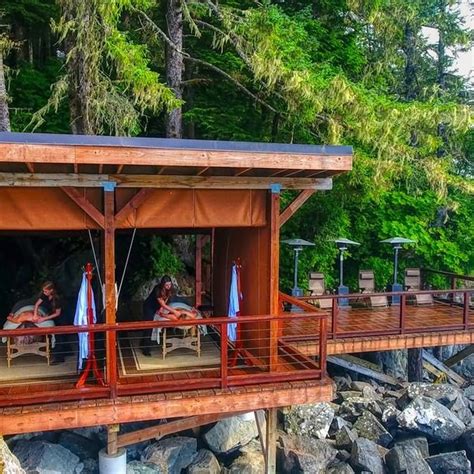 Talon Lodge & Spa Hotel, USA | YachtCharterFleet