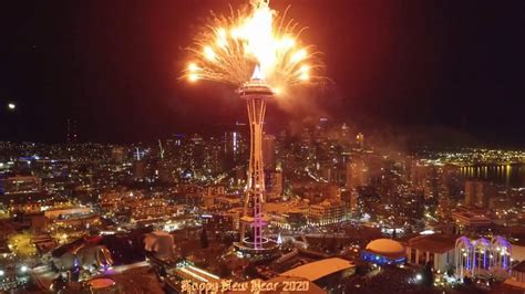 Space Needle Fireworks - YouTube