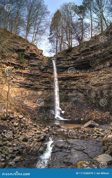 Hardraw Force, Yorkshire, England Stock Photo - Image of pinfoldphotos, beck: 111336070