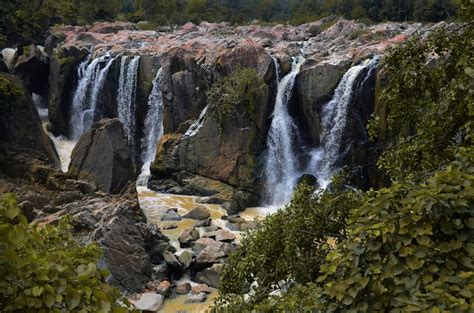 A waterfall at Keonjhar district of Odisha - PixaHive