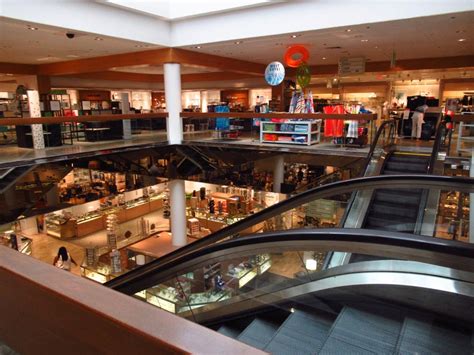 Sky City: Retail History: Concord Mall: Wilmington, DE