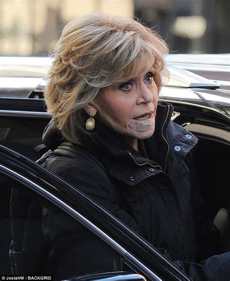 Jane Fonda had cancerous growth removed from lower lip | Daily Mail Online