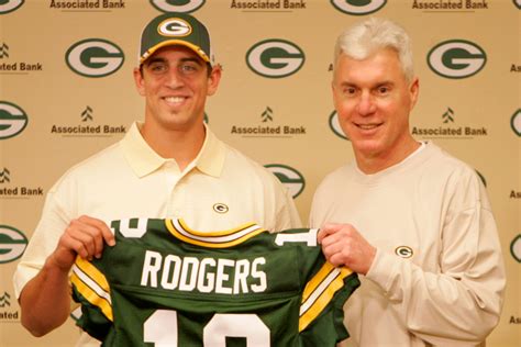 The Aaron Rodgers Draft: Why the NFL Legend Fell on Draft Night