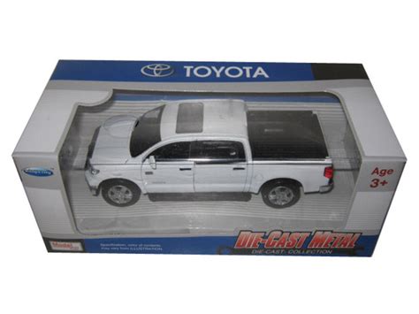 Toyota tundra diecast model