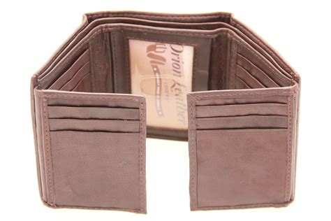 12 Slot Wallet | IUCN Water