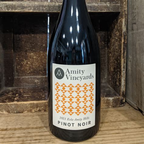 Amity Vineyards Eola-Amity Hills Pinot Noir VI | Murphy Beverage