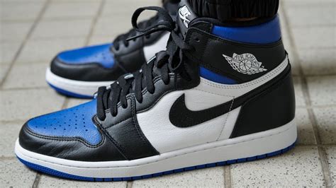 Air Jordan 1 High Retro OG "Royal Toe" - Review & On-Feet - YouTube