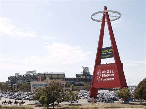 Man severely beaten in Angel Stadium parking lot