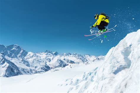 Switzerland Ski Holidays 2024/2025 | Swiss Alps Skiing | Ski Line