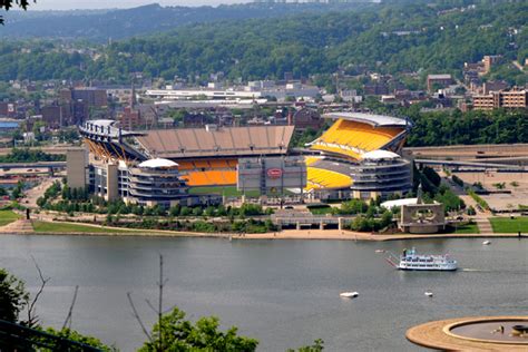 Heinz Field Tours (Pittsburgh, PA) - Book your tour today!