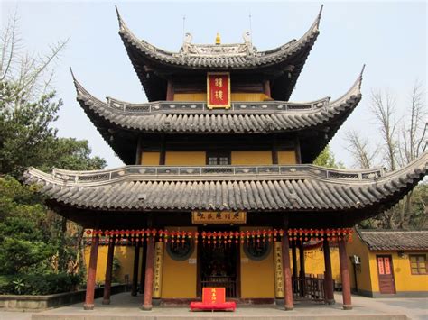 Longhua Temple and Martyrs Cemetery, Shanghai - Ferreting Out the Fun