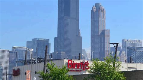 Binny's Beverage Depot | Shopping in West Loop, Chicago