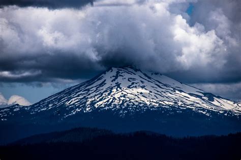 Winter is Coming and Here are the Top Snowy Road Trips in Oregon