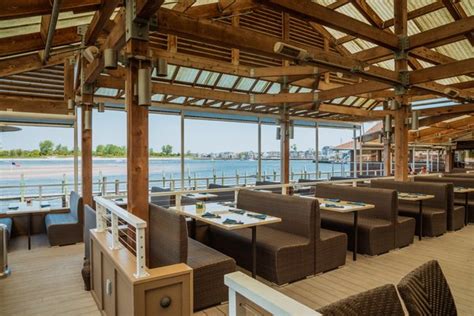 THE WHARFSIDE SEAFOOD & PATIO BAR - Updated November 2024 - 282 Photos ...