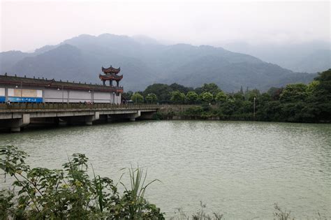 Dujiangyan Irrigation System Tour, travel guide