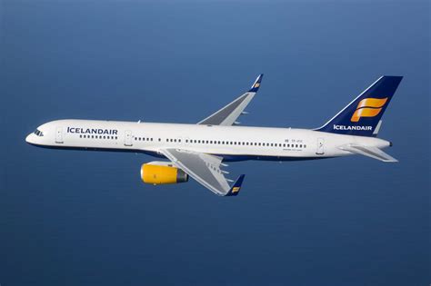 Icelandair Boeing 757-200