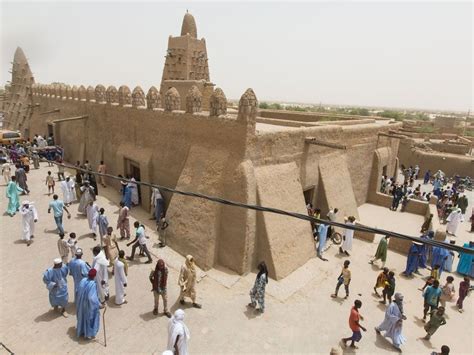 Timbuktu: portrait of a city on the edge of existence – in pictures | Mosque, Ancient cities, City