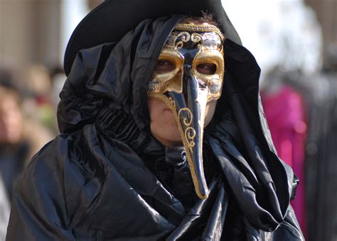 Our Top 7 Favourite Venetian Carnival Masks - Europe Holidays