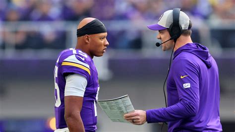 Kevin O'Connell Addresses Vikings QB Situation After 'MNF' Loss | iHeart