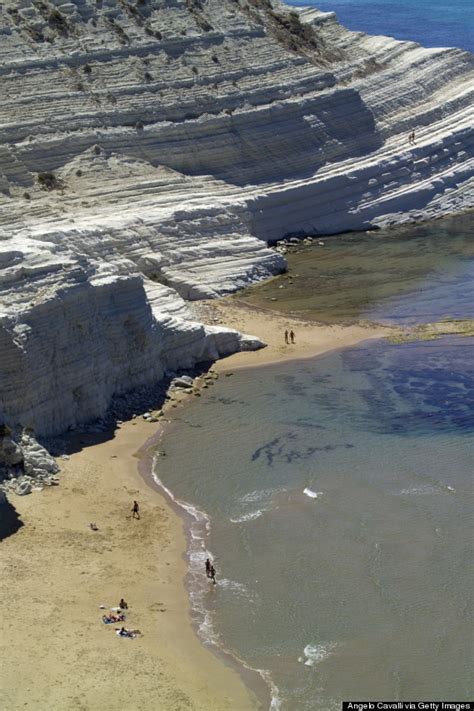 The Insanely Pretty Cliffs Of Scala Dei Turchi Are Yet Another Reason ...