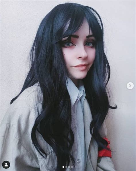 Pieck Finger Cosplay