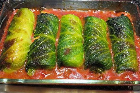 Savoy Cabbage Rolls with Chicken and Mushrooms