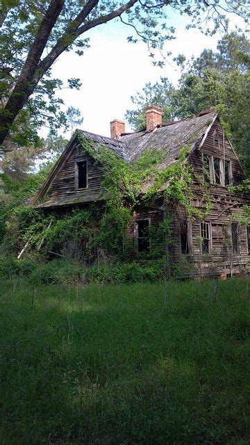 abandoned house archives | Abandoned houses, Old abandoned buildings ...