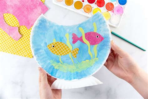 Paper Plate Fish Bowl Craft for Kids - 5 Minutes for Mom