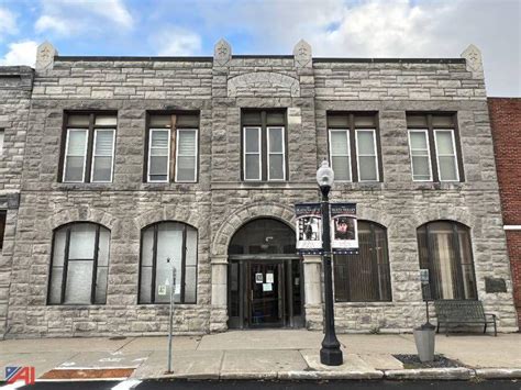 Granville officials put old town hall building up for auction