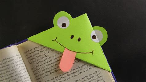 Cute Frog Corner Bookmark - DIY ideas for kids | Bookmarks kids, Corner bookmarks, Crochet bookmarks