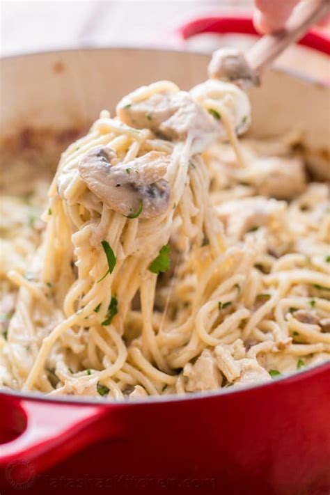 Chicken Tetrazzini Recipe (VIDEO) - NatashasKitchen.com