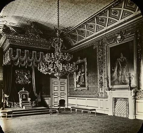 Throne Room at St James’ Palace, c.1910 | Edwardian Interiors | Pinterest | Palace, Throne room ...