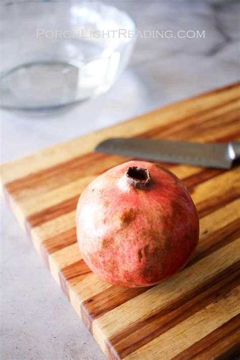 How To Open A Pomegranate – Porch Light Reading