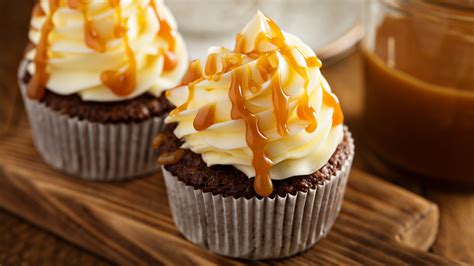 Sticky toffee cupcakes | Baking Recipes | GoodtoKnow