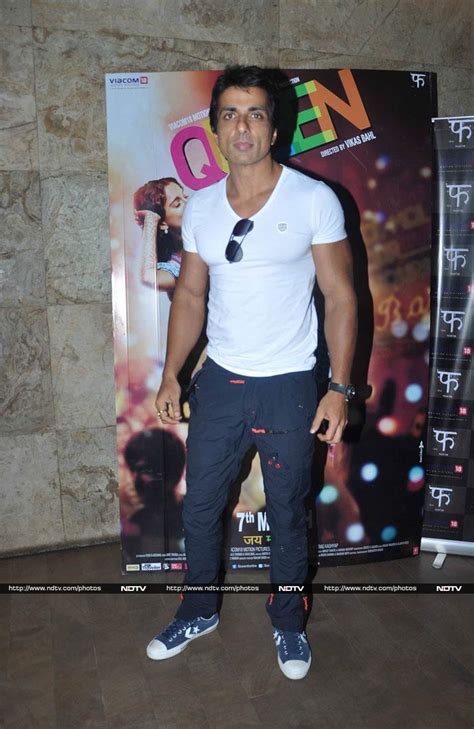 Sonu Sood at special screening of 'Queen' movie | Veethi