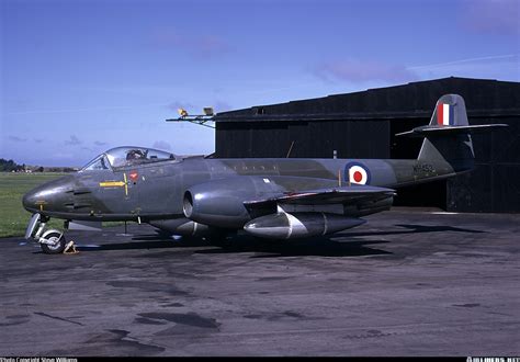 Gloster Meteor F8 - UK - Air Force | Aviation Photo #0251818 | Airliners.net