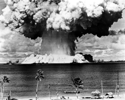 Atomic Bomb Test, 1946. /Namerican Atomic Bomb Test At Bikini Atoll In The Pacific Ocean, 1946 ...