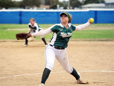 Mar Vista slams Chula Vista, remains in race for softball title | The ...