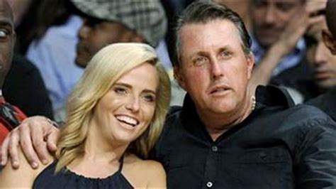 Golfer Phil Mickelson's Wife Diagnosed With Breast Cancer | cbs8.com