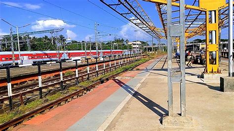 Longest Railway Platforms In The World - WorldAtlas.com