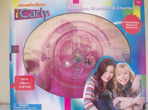 Amazon.com: iCarly NECKLACE, BRACELET & MIX-N-MATCH CHARM SET, 10 ...