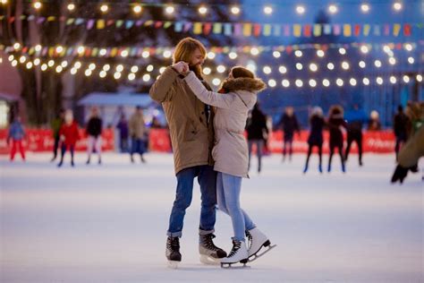 Best Outdoor Ice Skating Rinks In Los Angeles