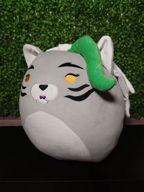 Wolf Plushie - Liliths Wares