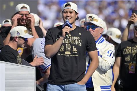 Shohei Ohtani Gives Incredible English Speech at Dodgers World Series ...