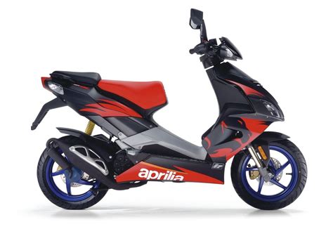 2012 Aprilia SR 50 R - Picture 438875 | motorcycle review @ Top Speed