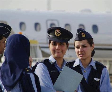 Pakistan Air Force Female Officers - All About Pakistan Army, Air Force ...