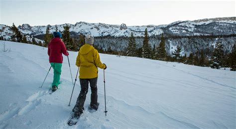 Snowshoeing near Mammoth Lakes: Tips and Trails | Visit Mammoth